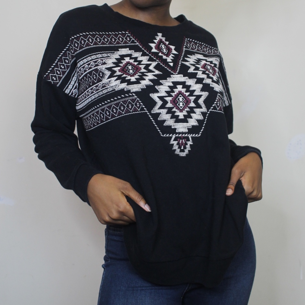 Black/White Aztec Geometric Crewneck & Scoop Neck